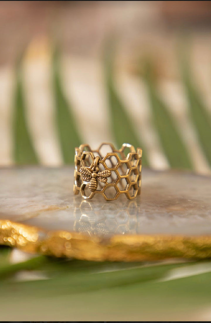 Honeycomb ring + honey bee combo of 2 items