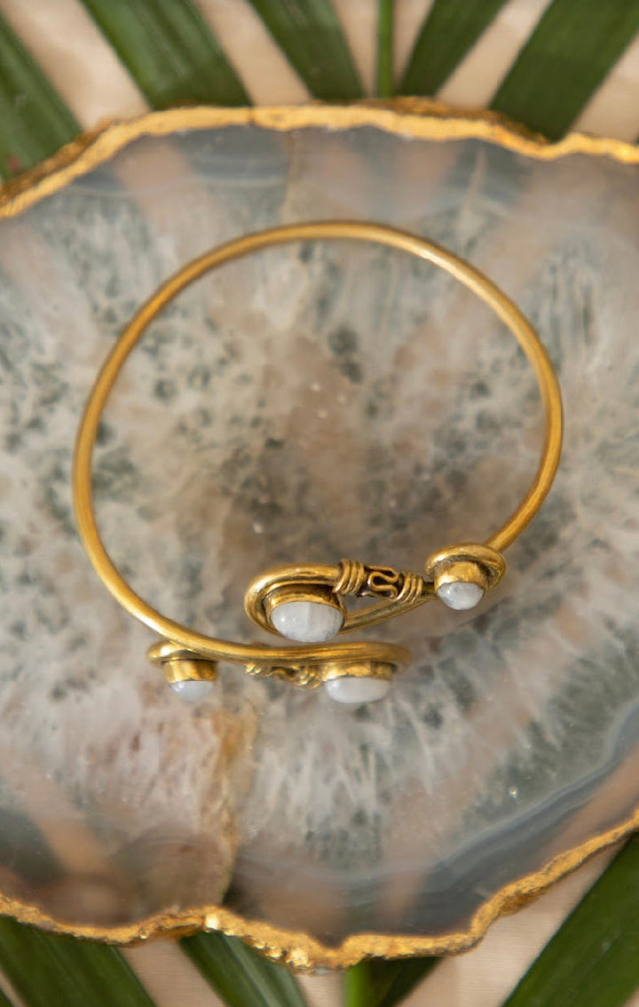 Infinity loop with moonstone. Adjustable bangle.