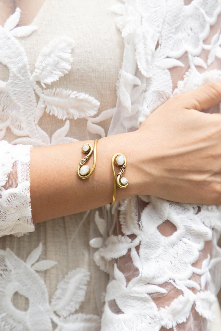 Infinity loop with moonstone. Adjustable bangle.